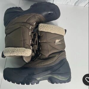 Sorel sz 9.5 thinsulate insulate green and grey boots